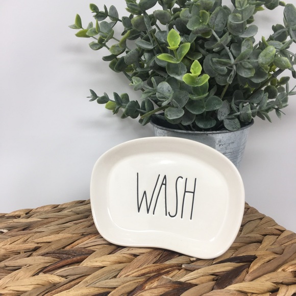 SOLD! NWT Rae Dunn WASH & THINGS Bathroom Set 🛀 - Picture 4 of 4